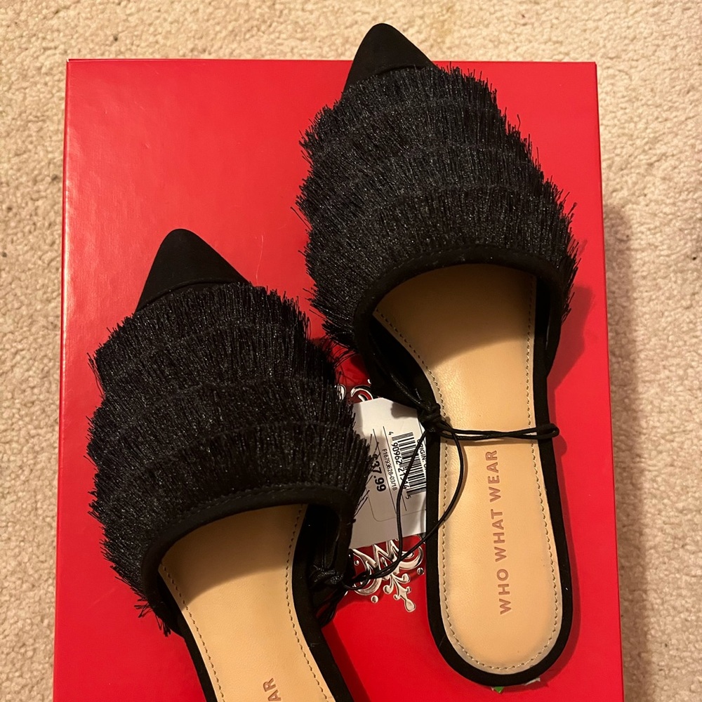 NWT Who What Wear fringe flats, black, unique, eclectic